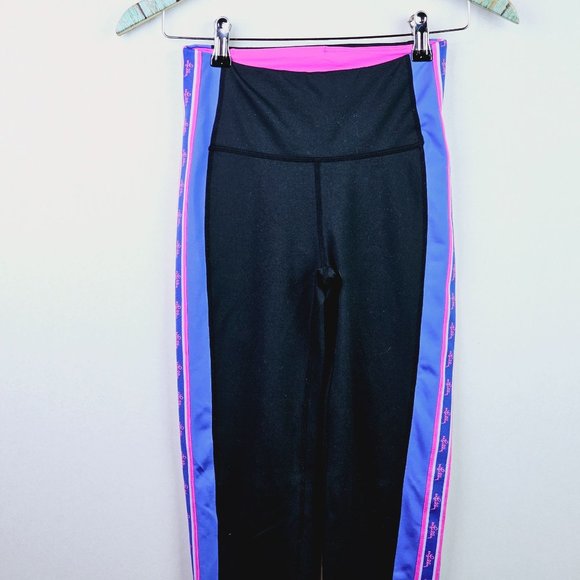 Lilly Pulitzer, Luxletic High Rise Leggings, Black with Logo Stripe, Sz XS, NWOT - Picture 5 of 13